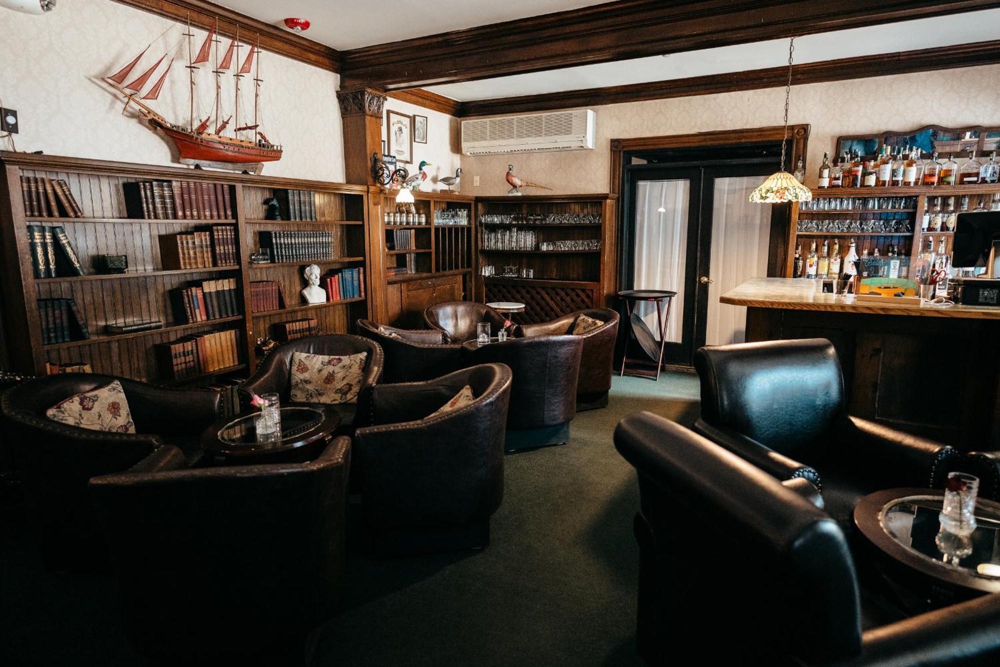 Stonehurst Manor Including Breakfast And Dinner 노스콘웨이 외부 사진