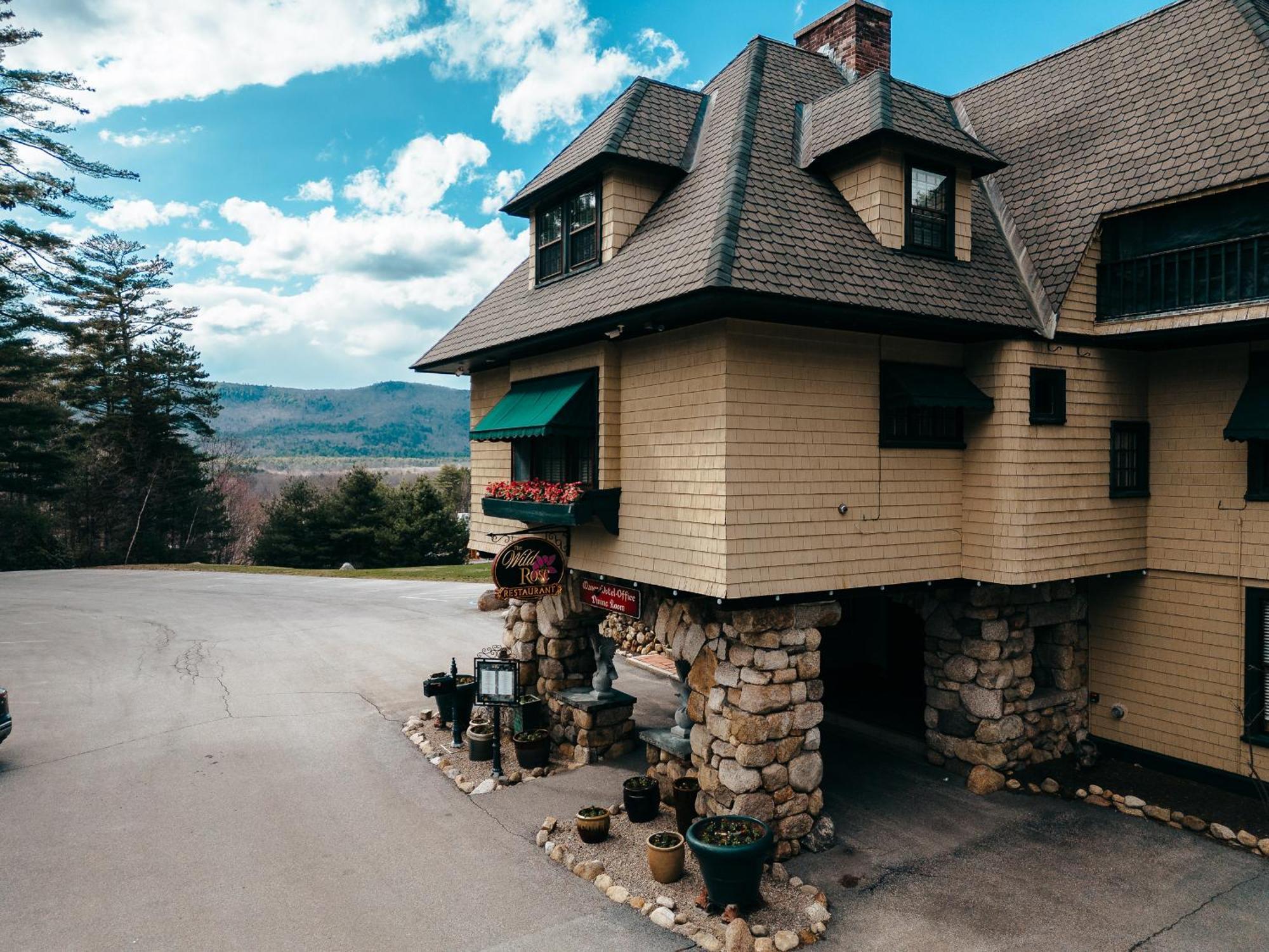 Stonehurst Manor Including Breakfast And Dinner 노스콘웨이 외부 사진